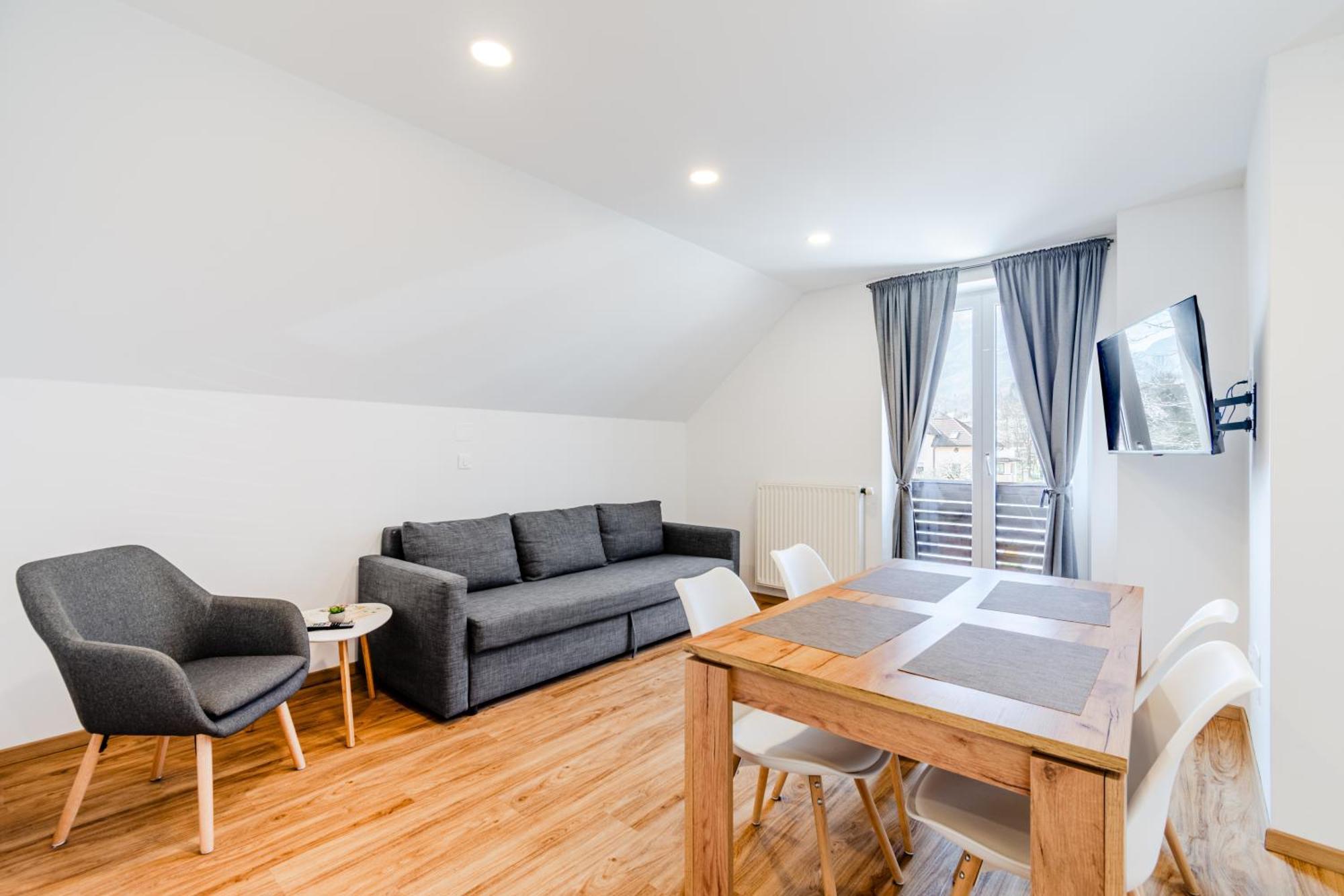 Apartments Skok With Rafting And Free Parking Bovec Exterior photo